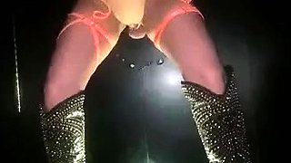 Glory hole blowjob busty amateur blonde fucking in stall