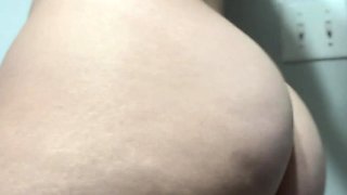 Amateur tennis player exposes her big boobs