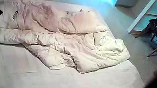 Amateur couple copulation on hidden cam