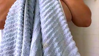 Big boobs milf masturbates with her dildo