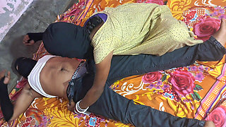 Big Boss Bihari Village Bhabhi Surprise to Big Cock