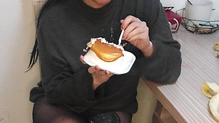 I Fill My Stomach with Food