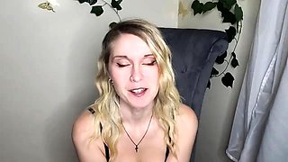 Lexi Snow - Home Wrecking Vampire