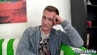 Cum Thirsty Housewife Jessica Malone Likes to Suck and Fuck