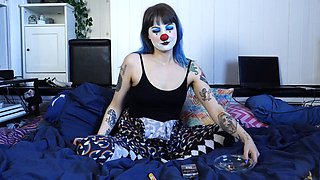 Smoking fetish, fur covered, armpit smell