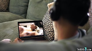 MILF Rachael cant resist stepsons dick