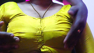 Madam Wanted to Have Sex with Servant in Room