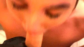 Webcam big booty brunette fucking machine toy hard