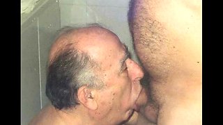 Amateur Daddy Sucks Uncut Cock