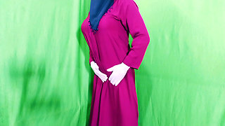 Pakistani very beautiful hijabi muslim married woman
