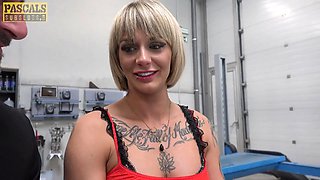Pascalssubsluts - tattooed blonde endy doll fucked hard inwards a garage
