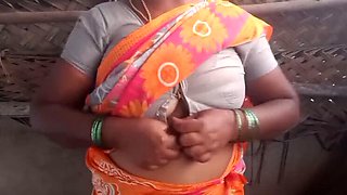 Tamil village housewife Priyanka314 shows off her big boobs in homemade video