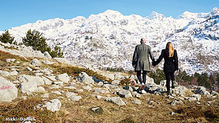 Hot Amateur Sex in the Cold Mountains