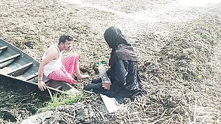 Poor Desi Village Girl Hardcore Sex With Boss In Hindi - Indian Aunty Bhabhi Fucking HD