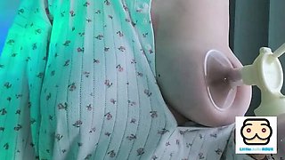 Plump Juicy Tits Milking – Amateur MILF Emptying Big Natural Breasts