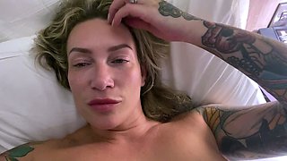 Blonde tight pussy babe solo toy fun in glamour masturbation