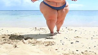 Solo Ashley Graham masturbates outdoors