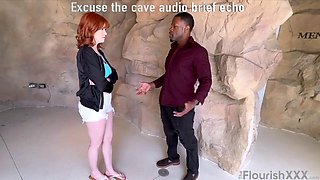 Ariel Darling Gives Her Big Butt to Jamie Knoxx for Hotel Fuck