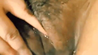 Wildenglishbbw playing with my hairy fat pussy in bath