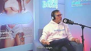 Nympho Gigidamessco Screams with Pleasure: Her Pussy Soaked by the Fuck Machine