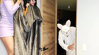 Dafna and Welma caught another monster and dominated him hard