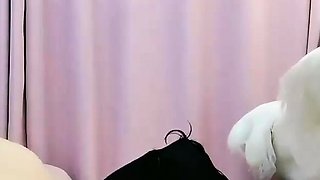 Omege japanese girl with big boobs on cams