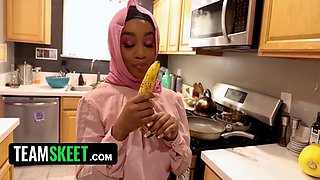 Arab Mocks Silly Americans