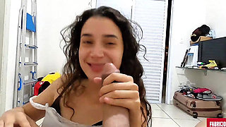 I got out of the shower and received a blowjob from the young married girl!