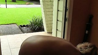 Blonde Escort Fast Blowjob