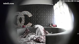 Amateur Hidden Cam Fuck On Couch