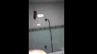 Indian Girl Masturbates on Webcam After Bath