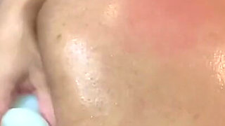 Ebony Squirting and Fucking Machine